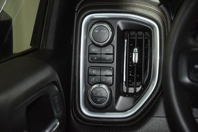 2022 GMC Sierra 3500HD AT4 - 22993596 - 38