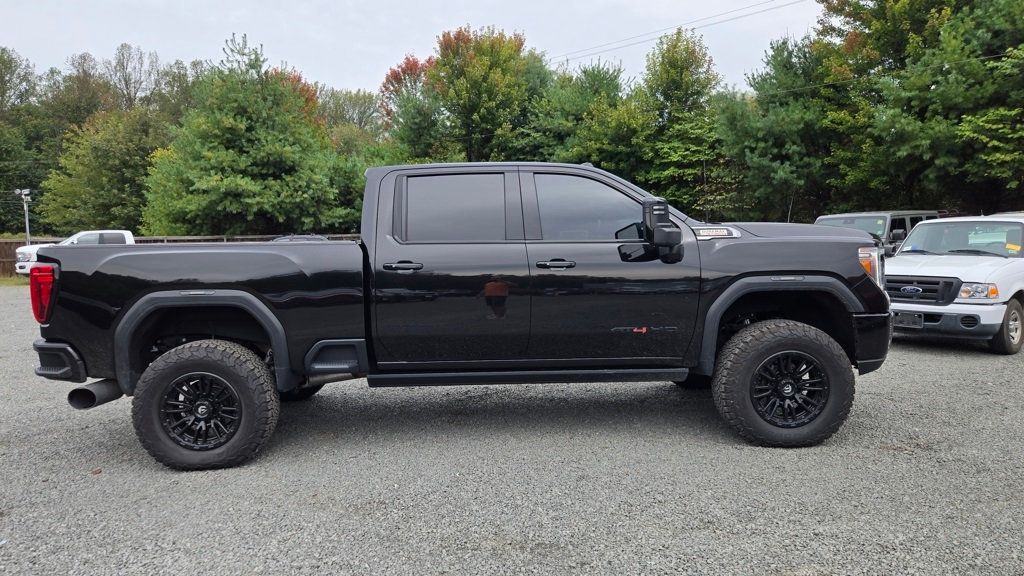 2022 Gmc Sierra HD AT4 photo 2