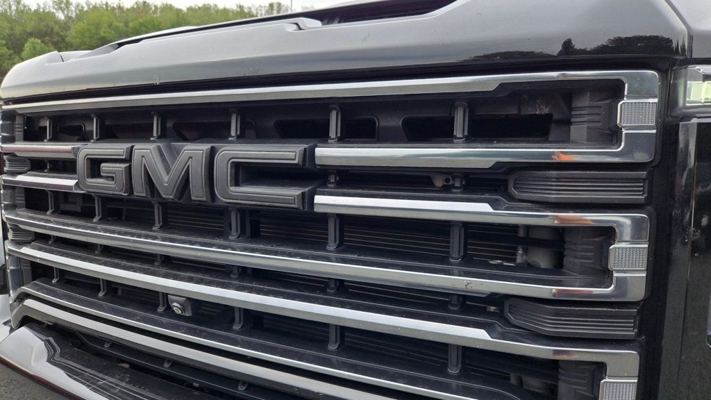 2022 Gmc Sierra HD AT4 photo 8
