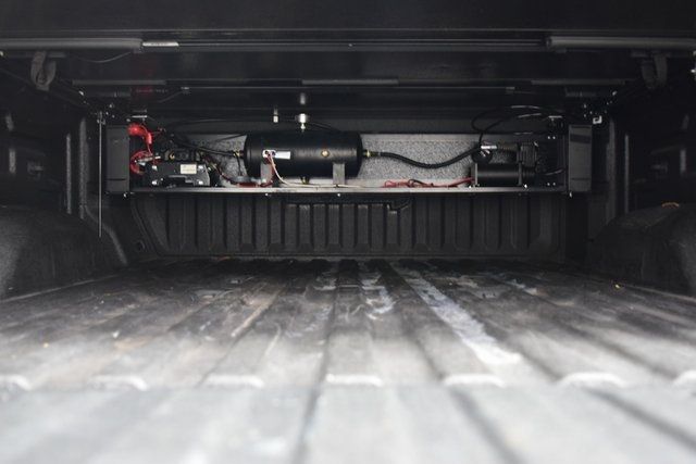 2022 GMC Sierra 3500HD AT4 Premium Z71 Lifted - 22922144 - 20