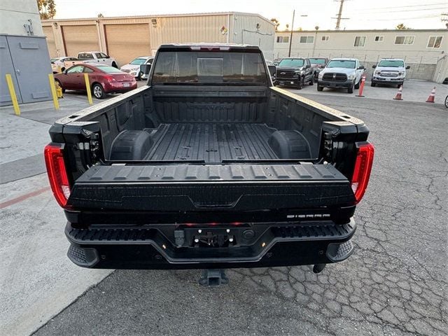 2022 GMC Sierra 3500HD Denali - 22650640 - 17