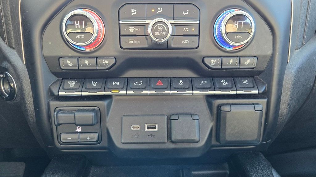 2022 GMC Sierra 3500HD Denali Ultimate Z71 Lifted - 22955159 - 19