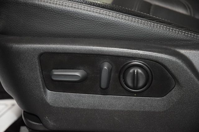 2022 GMC Sierra 3500HD Denali Ultimate Z71 Lifted - 22955159 - 37