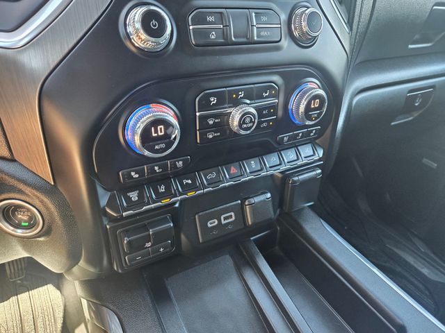 2022 GMC Sierra 3500HD Denali Crew Cab  - 23038714 - 17