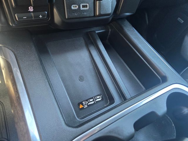 2022 GMC Sierra 3500HD Denali Crew Cab  - 23038714 - 18