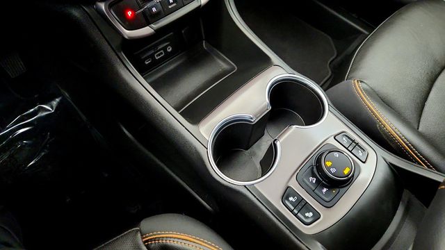 2022 GMC Terrain AWD 4dr AT4 - 22971205 - 13