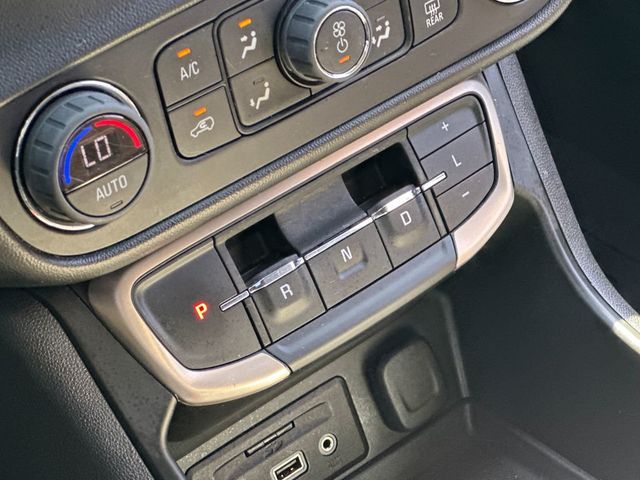 2022 GMC Terrain AWD 4dr Denali - 23003792 - 17