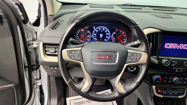 2022 GMC Terrain AWD 4dr Denali w/ SkyScape Power Sunroof & Molded Assist Steps - 22995718 - 13