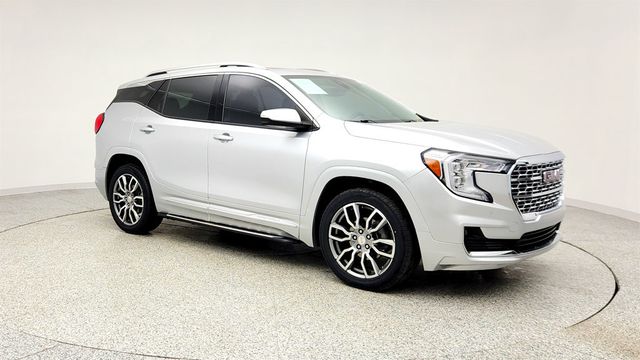 2022 GMC Terrain AWD 4dr Denali w/ SkyScape Power Sunroof & Molded Assist Steps - 22995718 - 2