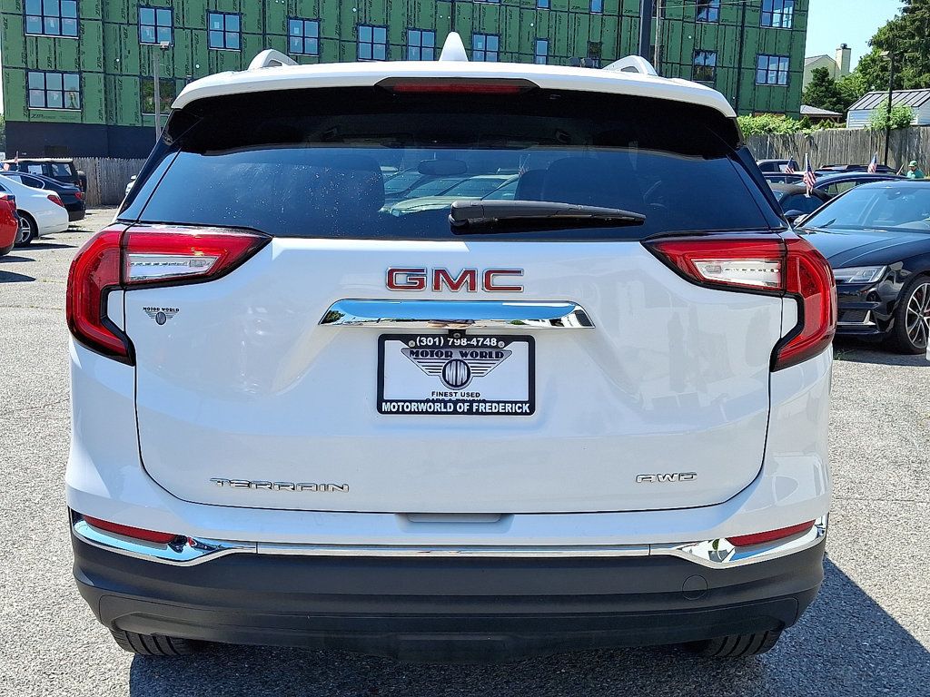2022 Gmc Terrain SLT photo 5