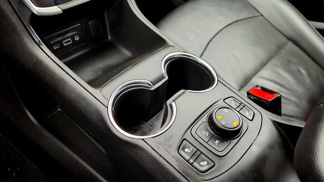 2022 GMC Terrain AWD 4dr SLT with GMC Pro Safety Plus - 22978263 - 15