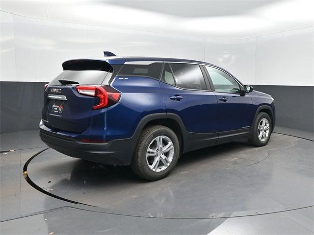 2022 Gmc Terrain SLE photo 29
