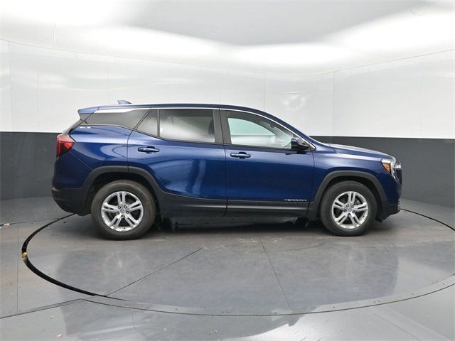 2022 Gmc Terrain SLE photo 30