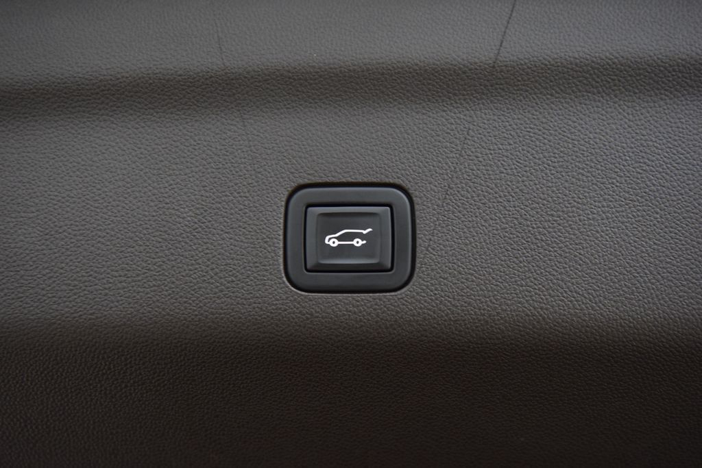 2022 GMC Yukon 4WD 4dr Denali - 23070720 - 27