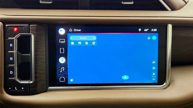 2022 GMC Yukon 4WD 4dr Denali w/ 22in Wheels, Power Steps & Panoramic Sunroof - 23019623 - 19