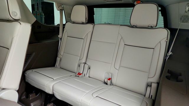 2022 GMC Yukon 4WD 4dr Denali w/ 22in Wheels, Power Steps & Panoramic Sunroof - 23019623 - 22