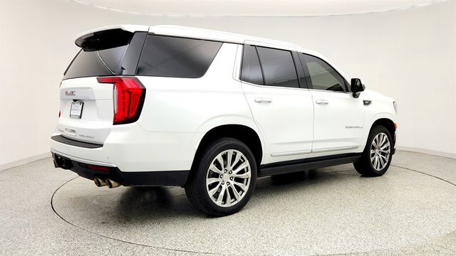 2022 GMC Yukon 4WD 4dr Denali w/ 22in Wheels, Power Steps & Panoramic Sunroof - 23019623 - 4