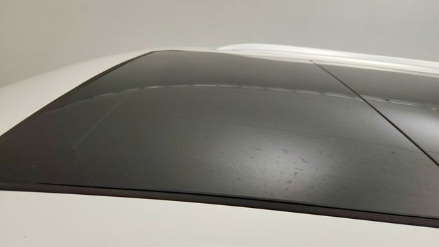 2022 GMC Yukon 4WD 4dr Denali w/ 22’’ Wheels, Power Steps & Panoramic Sunroof - 23019623 - 9