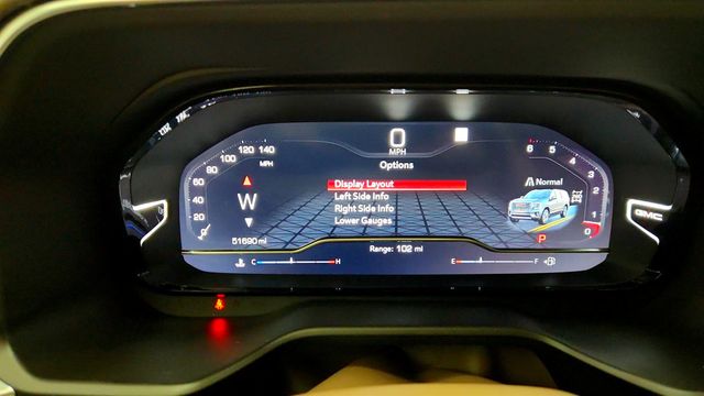 2022 GMC Yukon 4WD 4dr Denali w/ 22’’ Wheels, Power Steps & Panoramic Sunroof - 23019623 - 14