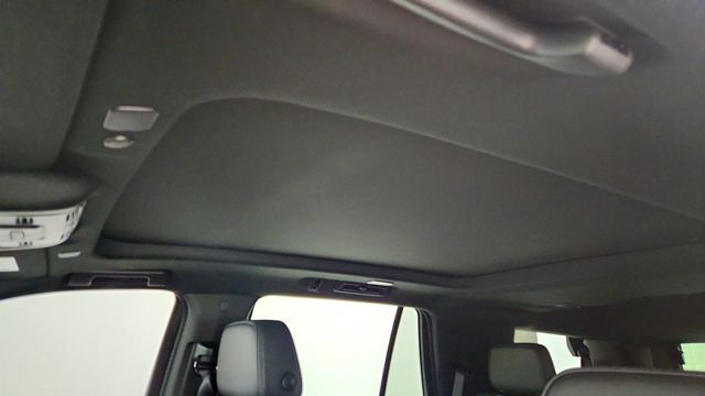 2022 GMC Yukon 4WD 4dr Denali with Advanced Technology Package - 22999431 - 9