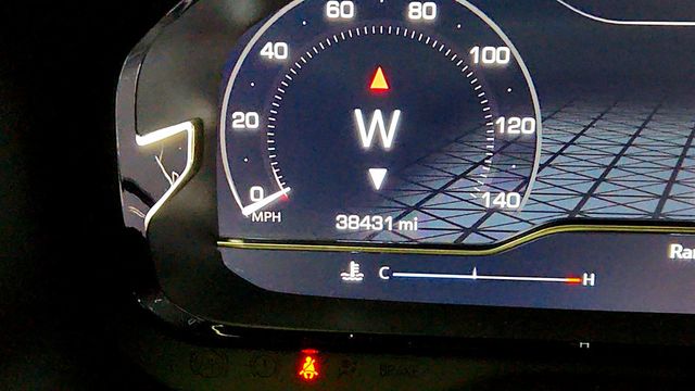 2022 GMC Yukon 4WD 4dr Denali with Advanced Technology Package - 22999431 - 15