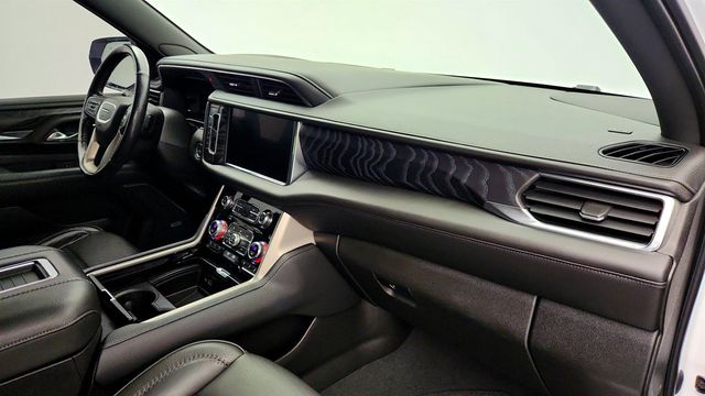 2022 GMC Yukon 4WD 4dr Denali with Advanced Technology Package - 22999431 - 25