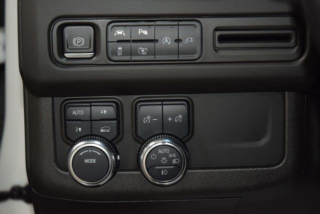 2022 GMC Yukon 4WD 4dr SLT - 23061222 - 36