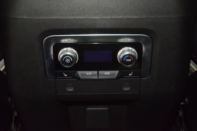 2022 GMC Yukon 4WD 4dr SLT - 23061222 - 45