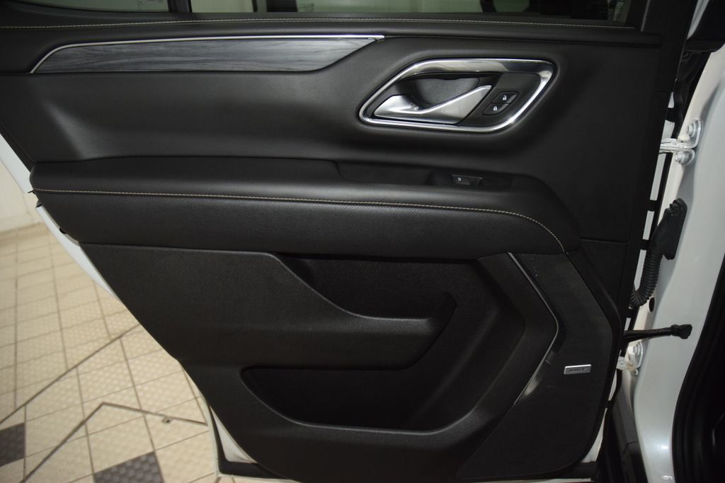 2022 GMC Yukon 4WD 4dr SLT - 23061222 - 46