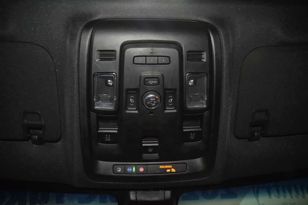 2022 GMC Yukon 4WD 4dr SLT - 23061222 - 52