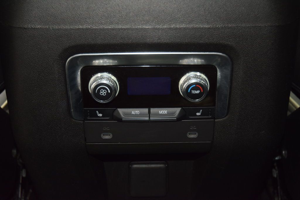 2022 GMC Yukon 4WD 4dr SLT - 23094386 - 45