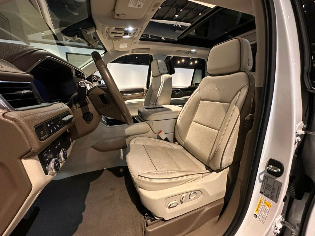 2022 GMC Yukon 4WD/DenaliUltimatePkg/PanoRoof/AirRideSuspension/Htd&CldSeats - 22935486 - 11