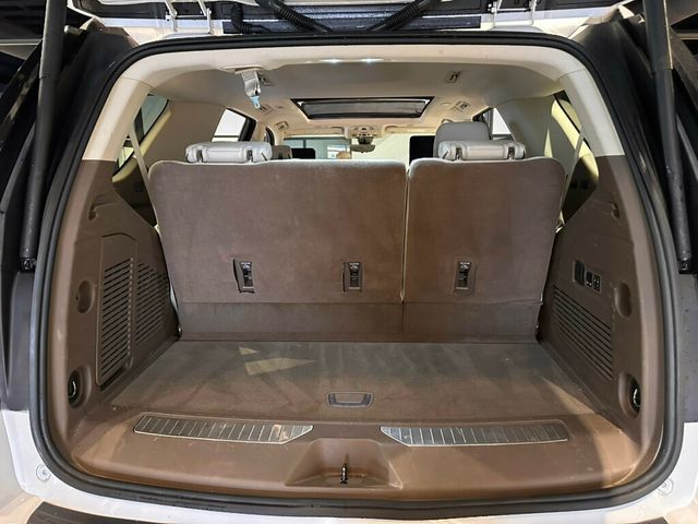 2022 GMC Yukon 4WD/DenaliUltimatePkg/PanoRoof/AirRideSuspension/Htd&CldSeats - 22935486 - 16