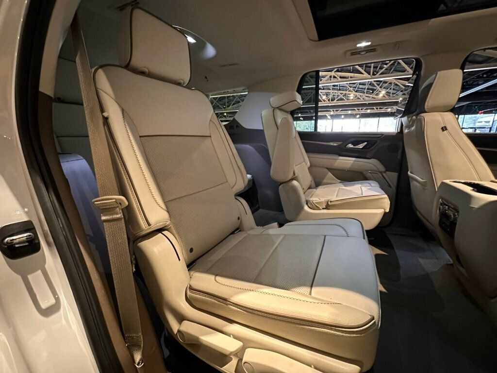 2022 GMC Yukon 4WD/DenaliUltimatePkg/PanoRoof/AirRideSuspension/Htd&CldSeats - 22935486 - 21
