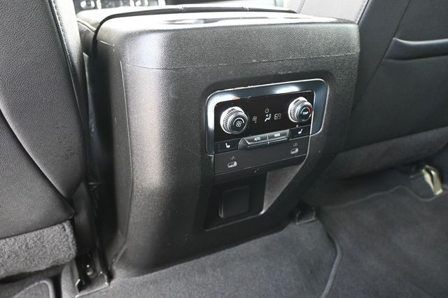 2022 GMC Yukon 4WD SLT Luxury Pkg - 22926755 - 15