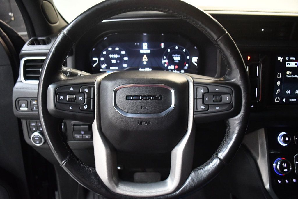 GMC Yukon photo 11