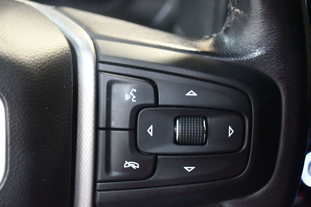 GMC Yukon photo 12