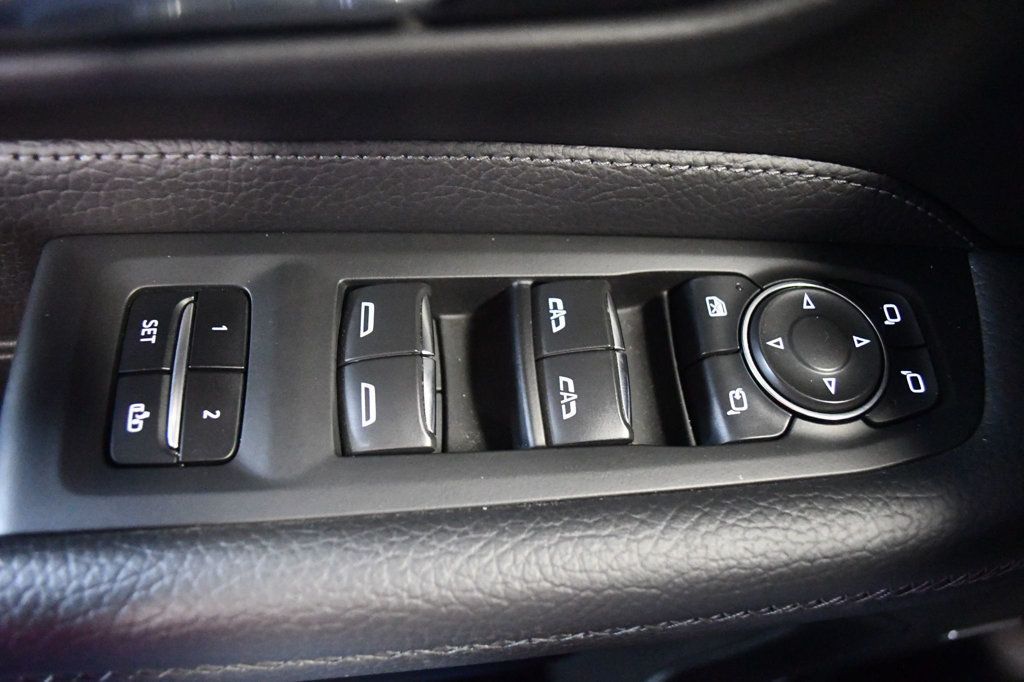 GMC Yukon photo 36