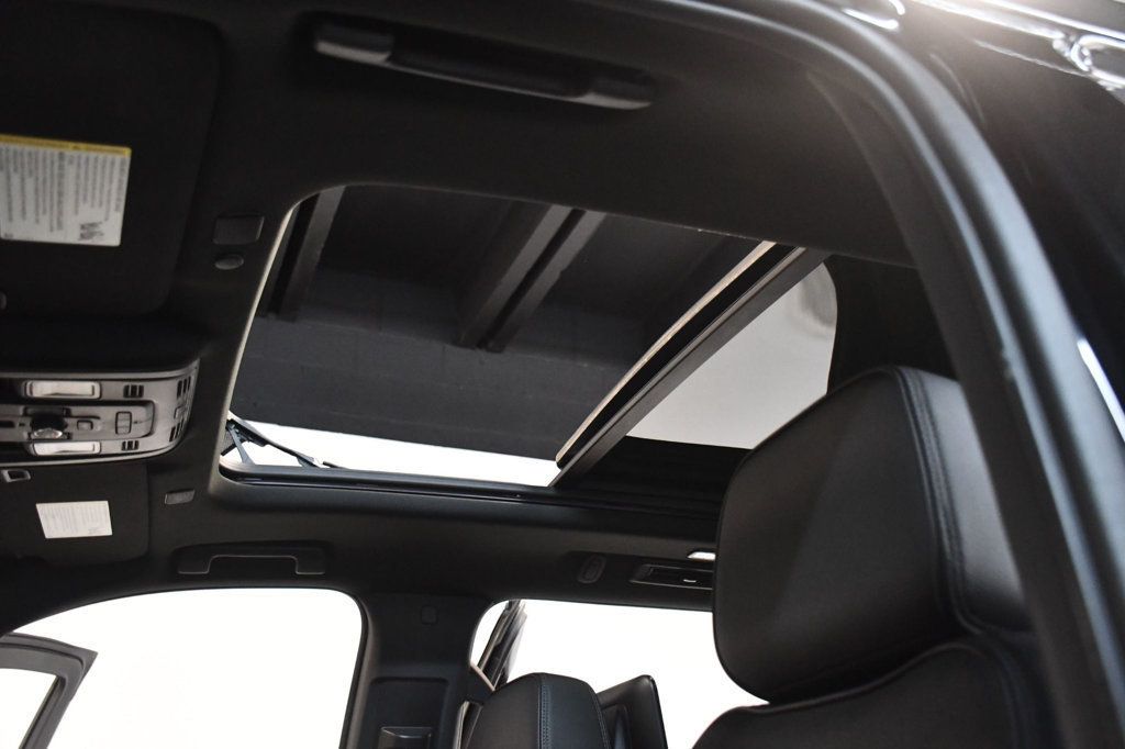 GMC Yukon photo 8