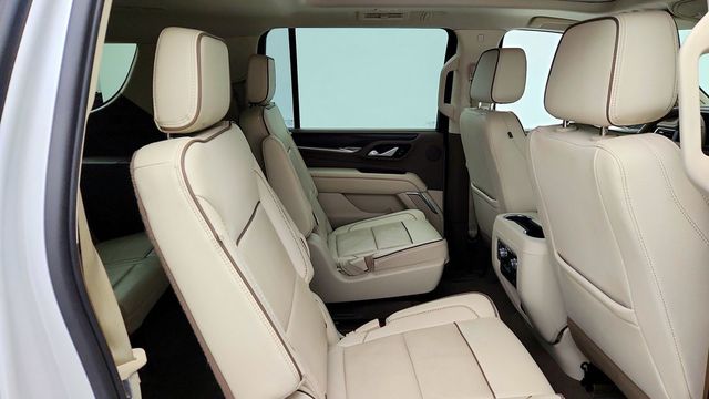 2022 GMC Yukon XL 4WD 4dr Denali w/ 22'' Wheels, Power Steps & Pano Sunroof - 23098476 - 24