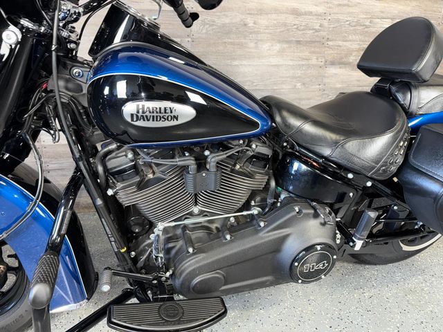 2022 Harley-Davidson FLHCS Heritage Classic 114 One Owner! - 22971404 - 12