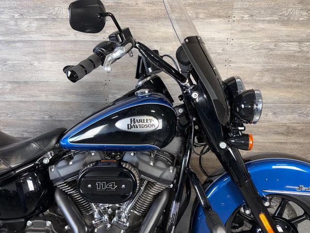 2022 Harley-Davidson FLHCS Heritage Classic 114 One Owner! - 22971404 - 3