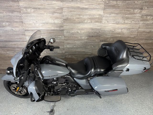 2022 Harley-Davidson FLHTK Ultra Limited SUPER CLEAN! - 23010368 - 15