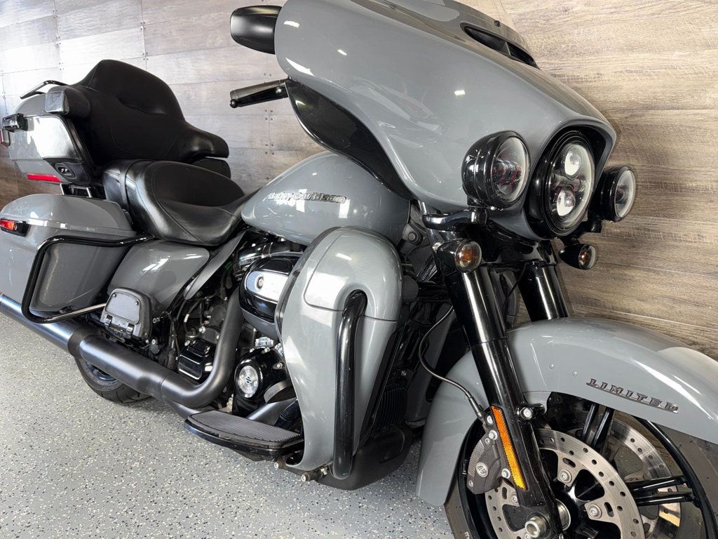 2022 Harley-Davidson FLHTK Ultra Limited SUPER CLEAN! - 23010368 | Video 2