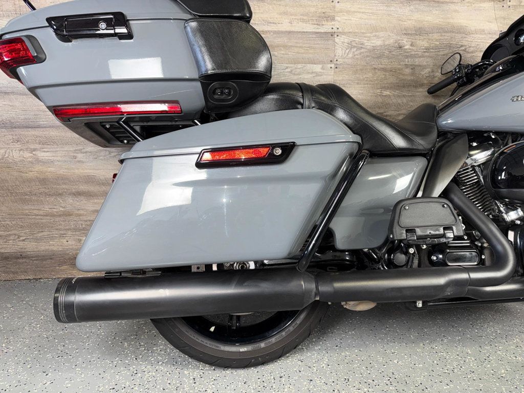 2022 Harley-Davidson FLHTK Ultra Limited SUPER CLEAN! - 23010368 - 5