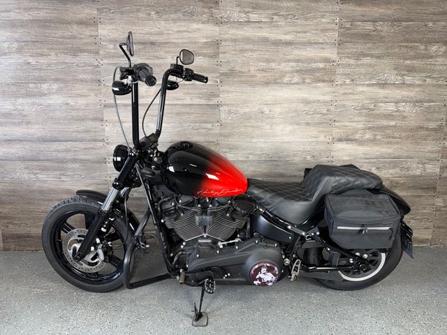 2022 Harley-Davidson FXBBS Street Bob 114 One Owner! - 23061552 - 10