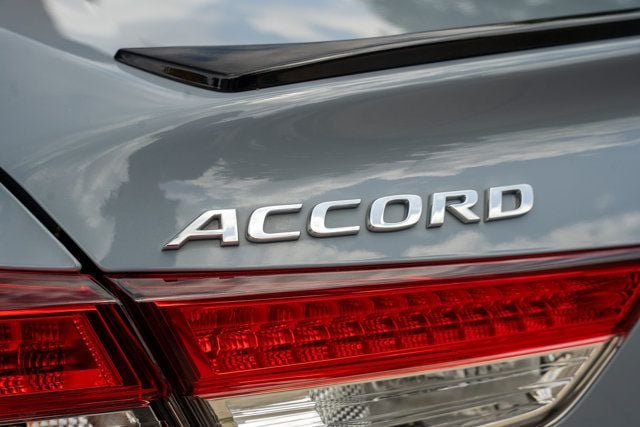 2022 Honda Accord Hybrid LocalTrade/Hybrid-Sport/AdaptiveCruiseControl/BackupCamera/NAV - 23036426 - 12