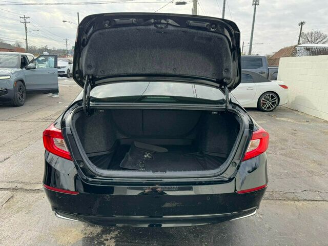 2022 Honda Accord Hybrid LocalTrade/Touring/Heated&CooledSeats/BlindSpotMonitor/BackupCam - 22742028 - 13