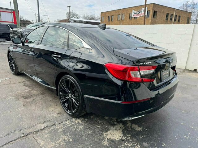 2022 Honda Accord Hybrid LocalTrade/Touring/Heated&CooledSeats/BlindSpotMonitor/BackupCam - 22742028 - 2