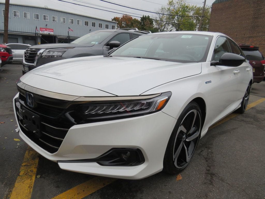 2022 Honda Accord Hybrid Sport's photo